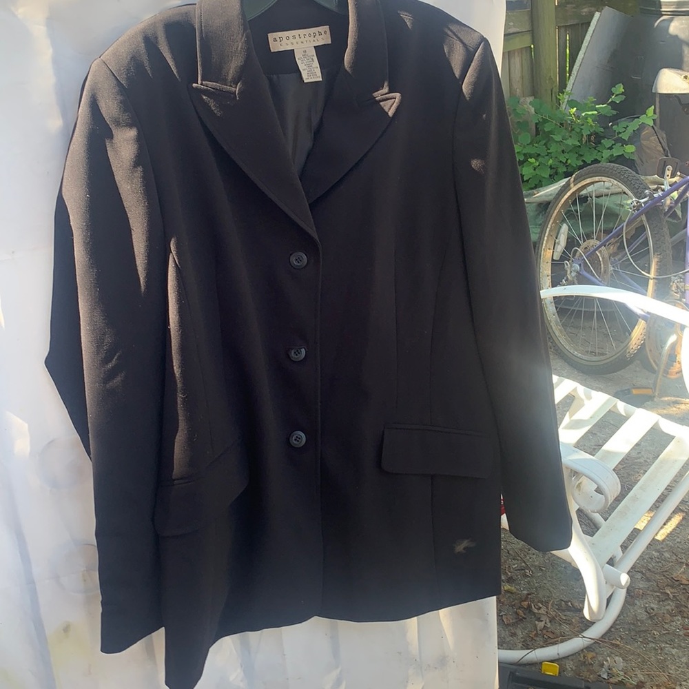 Apostrophe Essentials Jacket - image 1